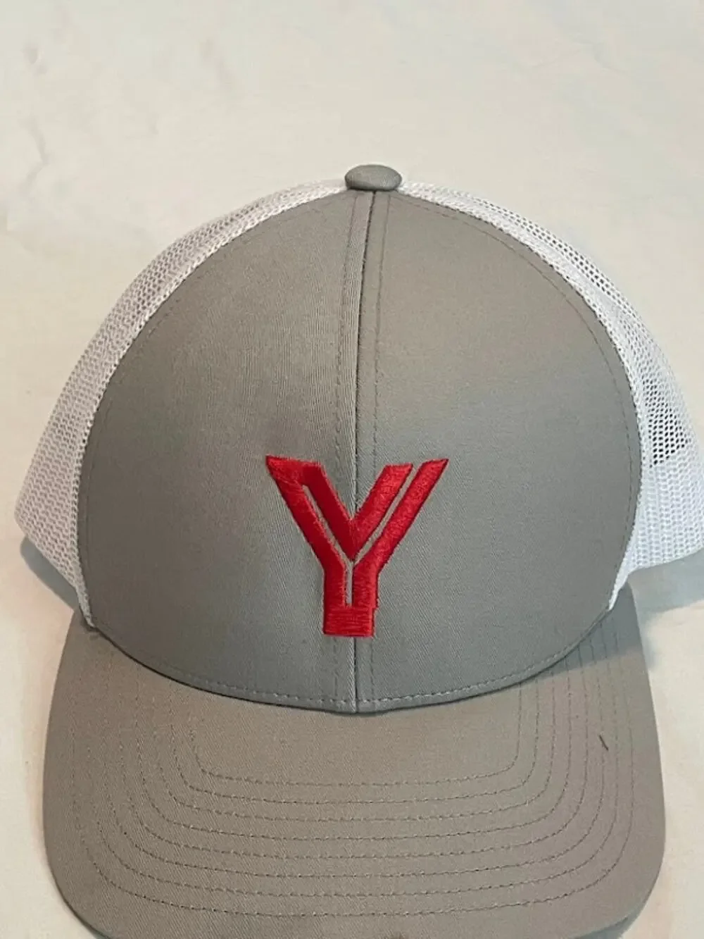 Pacific Headwear 104C Trucker Hat Gray White Mesh Red Letter Y Snapback Cap M/L